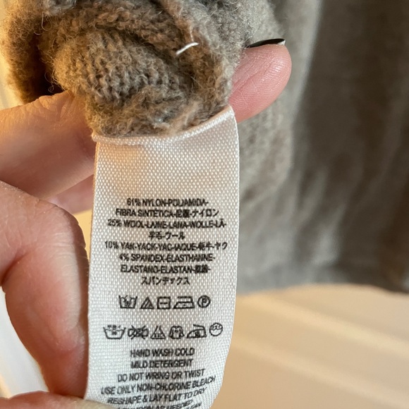 Free People Oversized Oatmeal Sweater - Picture 5 of 5